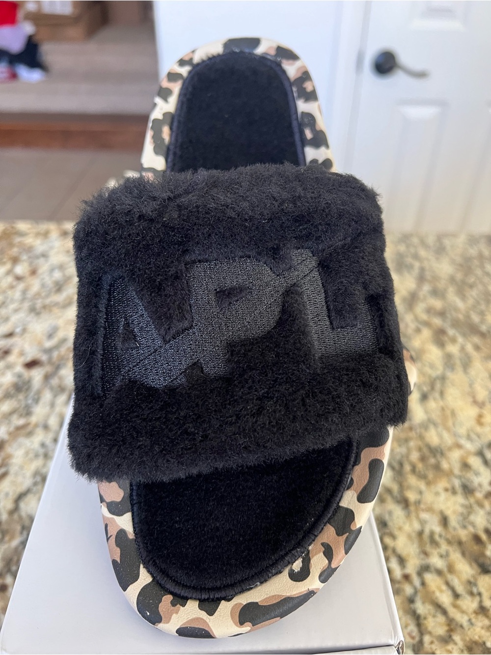 APL Athletic Propulsion Labs Women's Shearling Slides 10